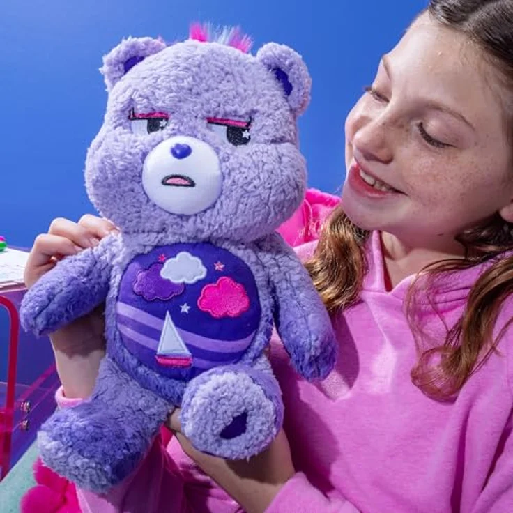 Troetelbeertjes Care Bears Kuscheltier Stormy Heart, 35cm Plüschspielzeug mit detailliertem Belly Badge-Design – Bild 6