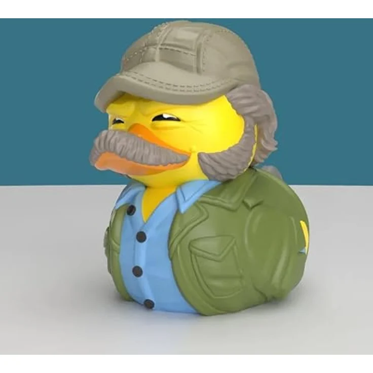 TUBBZ Mini: Jaws - Quint Cosplay-Gummiente Vinyl-Figur, 5 cm groß in Mini-Badewanne mit Jaws-Logo – Bild 2