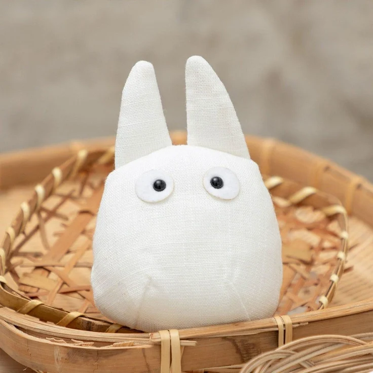 Sun Arrow Mein Nachbar Totoro Beanbag Plüschfigur, graue kleine Totoro-Figur aus 100% Baumwolle, 8 x 11 x 9 cm