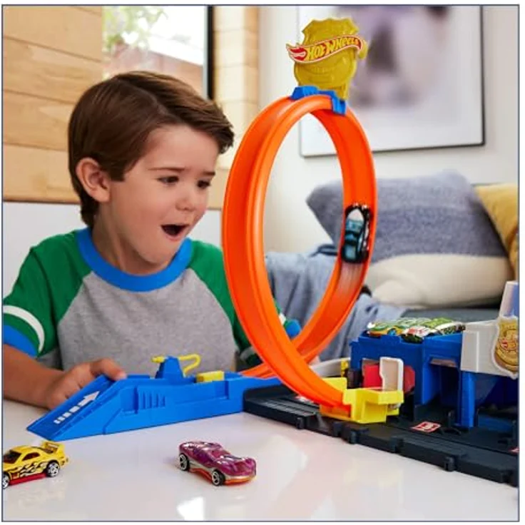 Hot Wheels City Super Polizeistation, anpassbare Rennbahn mit Looping und Die-Cast-Spielzeug-Polizeiwagen, bis zu 4 Fahrzeuge parkbar – Bild 2