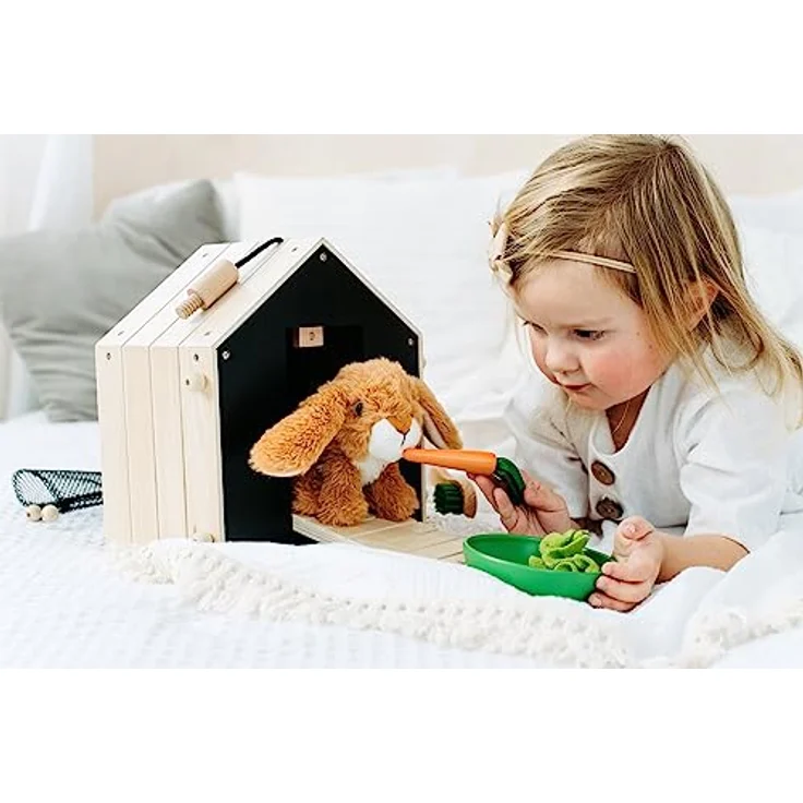 Hasenstall, Spielzeug aus Holz, mit Hase und Zubehör, von Small Foot - Preisvergleich – Bild 15