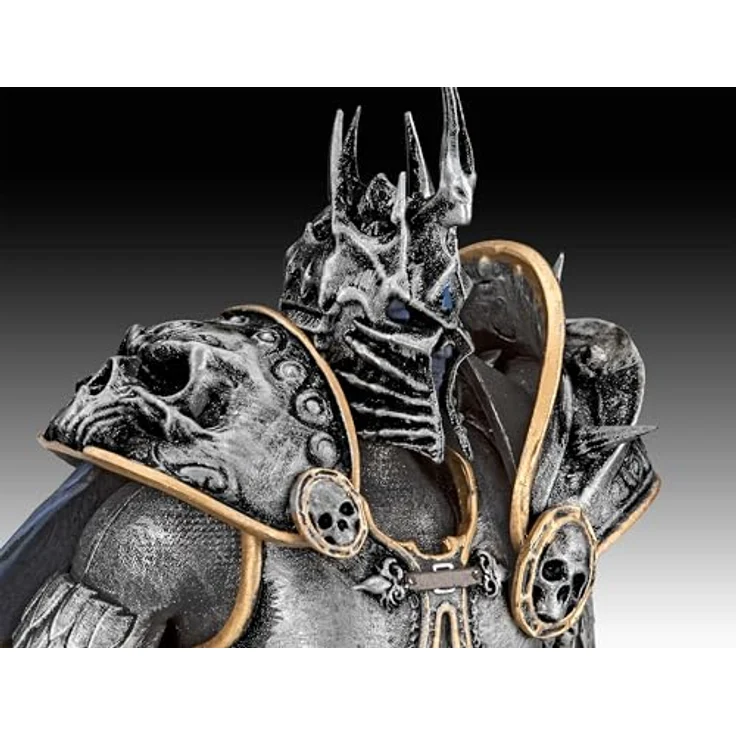 Revell Modellbau Geschenkset World of Warcraft The Lich King, mehrteilige Figur mit Sockel, inkl. Farben, Kleber und Pinsel – Bild 3