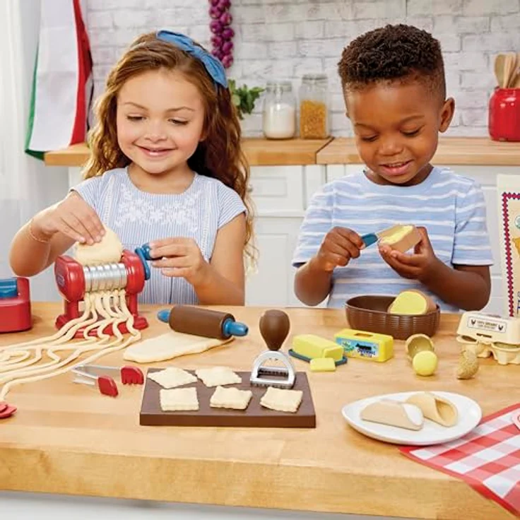 Little Tikes Creative Chefs Italian Restaurant Kit, Rollenspiel-Kochset mit funktionierender Nudelmaschine und 33 realistischen Utensilien, geeignet für Kinder ab 3 Jahren – Bild 3
