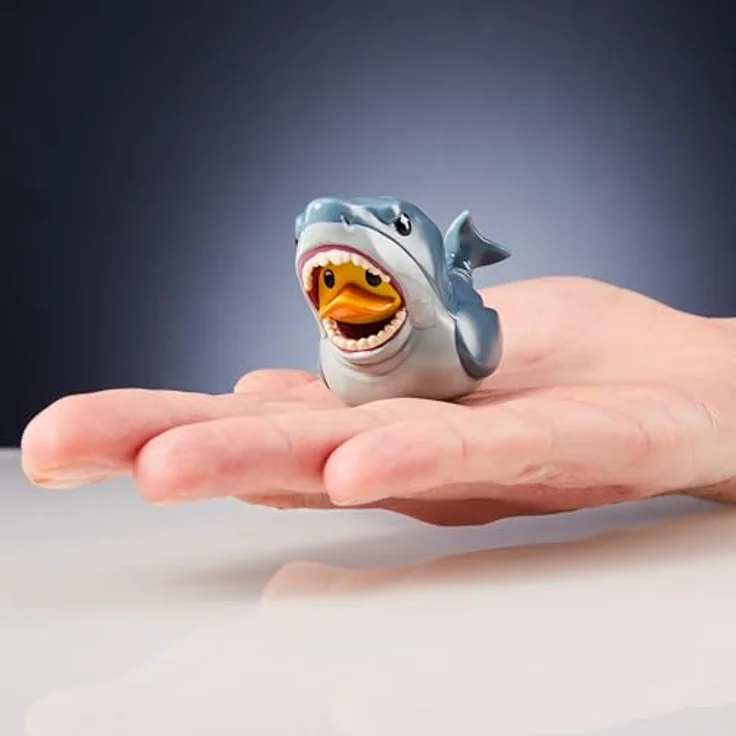 TUBBZ Mini Bruce, Sammelbare Vinyl-Gummiente im Jaws-Design, ca. 5 cm hoch, offizielle Jaws-Lizenz, Teil der TUBBZ-Serie – Bild 5