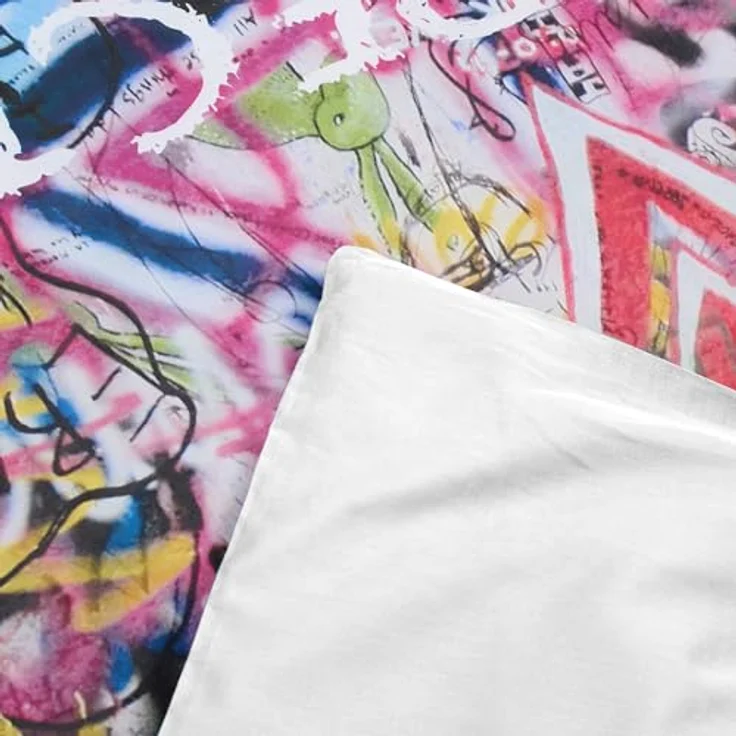 Sansibar Bettwäsche Respect, 135 x 200 cm, 2tlg. aus 100% Baumwolle, urbaner Graffiti-Look, Wendefunktion, hautfreundlich, waschbar bei 60 °C – Bild 2