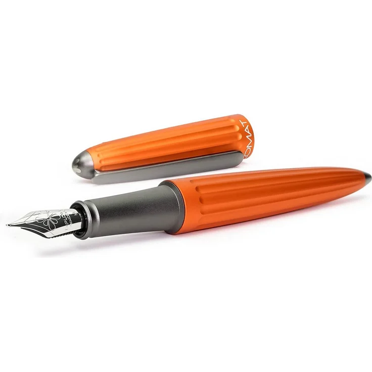DIPLOMAT Füllhalter Aero orange, Edelstahlfeder, MADE IN GERMANY, Tintenkonverter inklusive – Bild 1