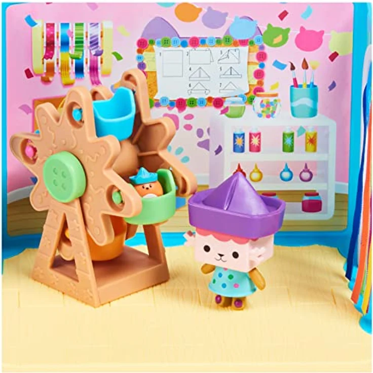 Gabby's Dollhouse Deluxe Raum, Craft-a-riffic-Room, Bastelzimmer mit Baby Box, 2 Möbelstücken und 2 Überraschungsboxen mit Zubehörteilen, geeignet für Kinder ab 3 Jahren – Bild 3