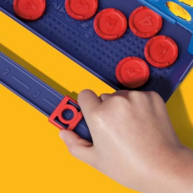 Hasbro Gaming 4 Gewinn Refresh, Brettspiel mit 4 Chips, praktischer Tragebox und integriertem Punktezähler für 2 Spieler – Bild 5