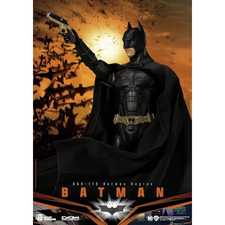 Beast Kingdom DC Comics Dynamic 8ction Heroes Actionfigur 1/9 Batman (Batman Begins), 21 cm mit hochwertigem Stoffumhang und Zubehörteilen – Bild 2
