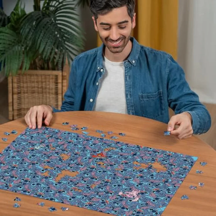 Ravensburger Puzzle 12001265 - Disney Stitch Challenge - 1000 Teile Puzzle für Erwachsene und Kinder ab 14 Jahren, Stitch Puzzle, Stitch Geschenke, bunte Landschaftsmotive. – Bild 4
