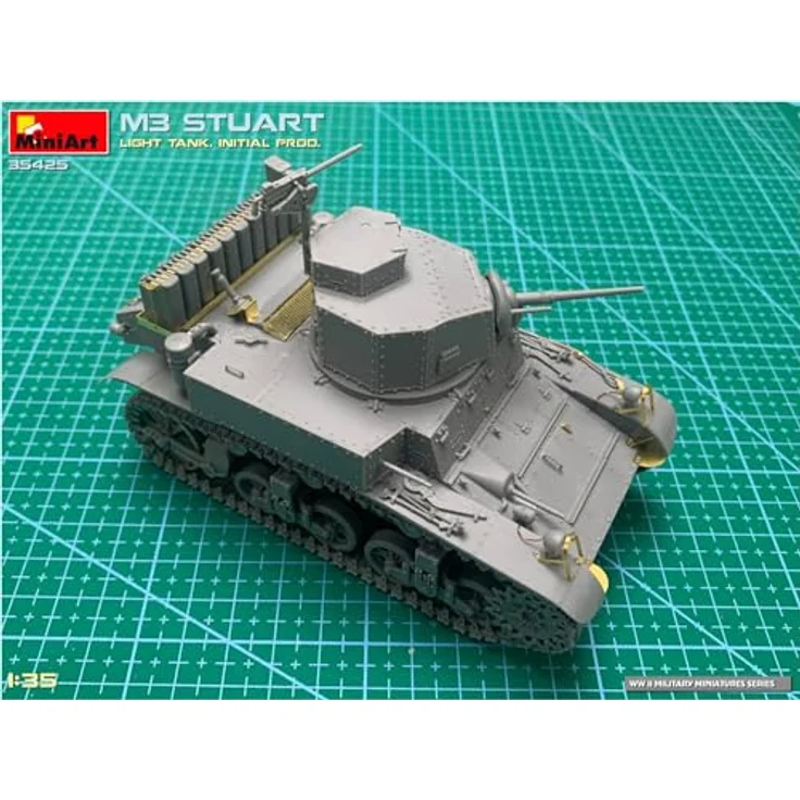 Other 1:35 M3 Stuart leichter Panzer, Modellfahrzeug mit beweglichen Kettengliedern und Decals für vier Varianten – Bild 13