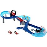 Mattel Disney und Pixar Cars GRC Sprung-Rennstrecke Trackset mit 2 Spielzeugautos, Lightning McQueen und Francesco Bernoulli, manuellem Beschleuniger, HXJ32