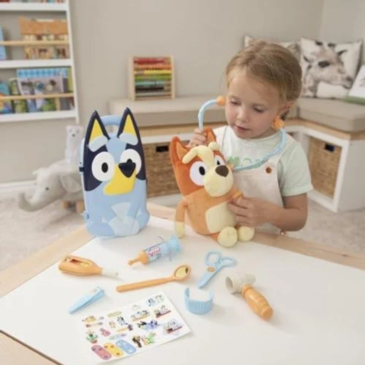 HTI Bluey's Medizin-Koffer | Inklusive 10+ Zubehör mit Tragetasche | Rollenspiel Lernspielzeug | ab 3 Jahren, blau – Bild 3