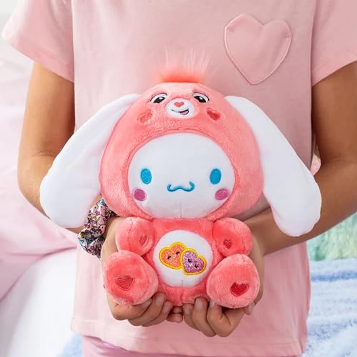 Troetelbeertjes Care Bears 22Cm Plush - Cinnamoroll As Love - A - Lot Bear, Weicher Plüsch-Teddybär mit Belly Badge-Design, modern und kuschelig – Bild 5