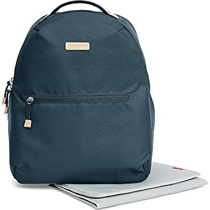 Skip Hop Go Envi Eco Conscious Changing Backpack, aus recycelten Plastikflaschen, mit veganem Kunstleder, schwarz – Bild 1