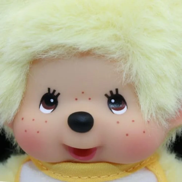 Monchhichi Plüschfigur Junge Gelb 13 cm, Monchhichi Color Puppe mit gelbem Lätzchen - Preisvergleich – Bild 2