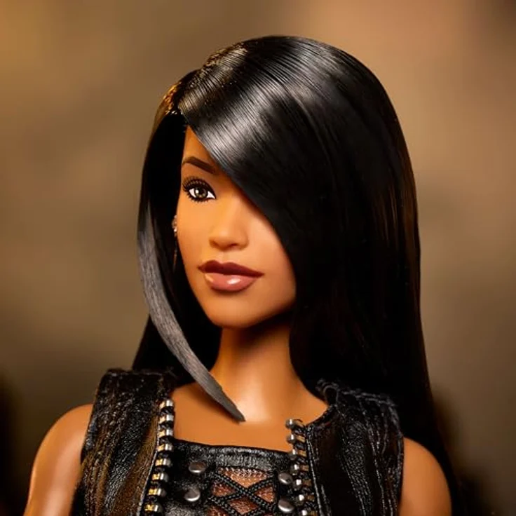 Barbie Anziehpuppe Signature Music Series - Aaliyah, schwarze Puppe im Outfit des Musikvideos "One in a Million" mit Puppenständer und Echtheitszertifikat – Bild 4