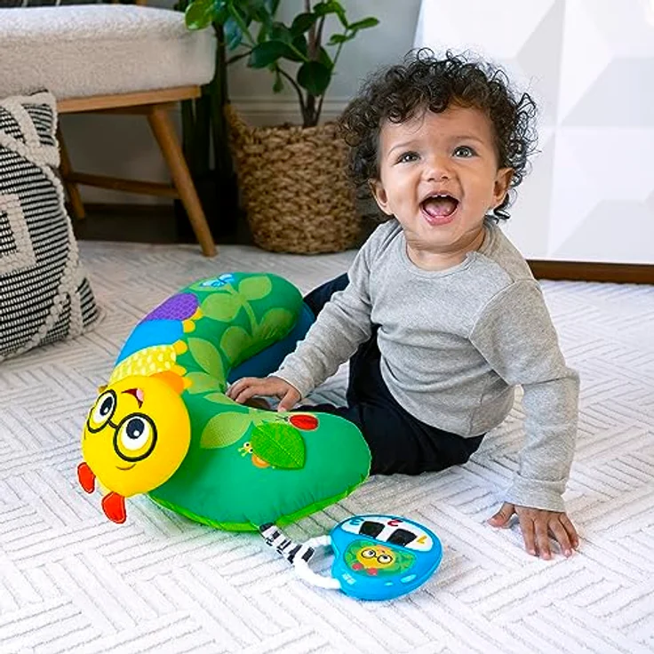 Baby Einstein Cal-a-Pillow™ Tummy Time Aktivitätskissen, Kinderkissen mit 9 multisensorischen Elementen, geeignet für Babys von 0-12 Monaten, abwischbar, dreisprachig (Englisch, Spanisch, Französisch) – Bild 13