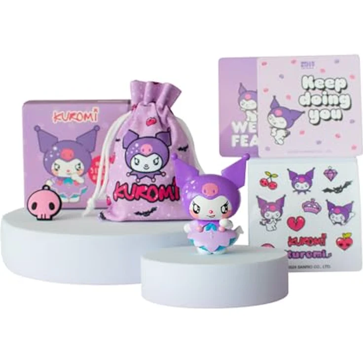 Comansi Kuromi Sammelfigur mit 5 exklusivem Hello Kitty und Friends Zubehör, ca. 6 cm, Kawaii Design – Bild 1