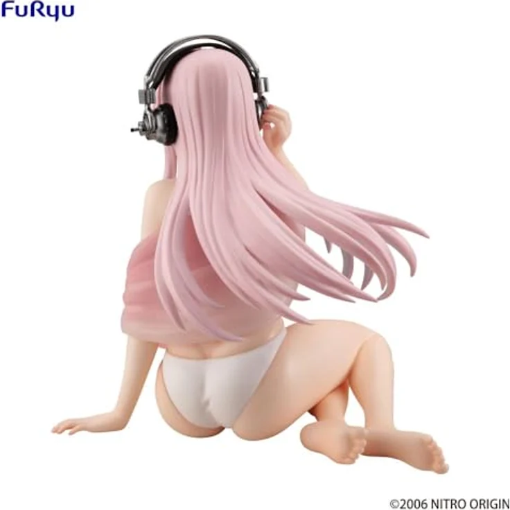 Furyu Super Sonico Noodle Stopper PVC Statue, Summer Memories Ver. 11 cm, detailreiche Sammelfigur – Bild 4