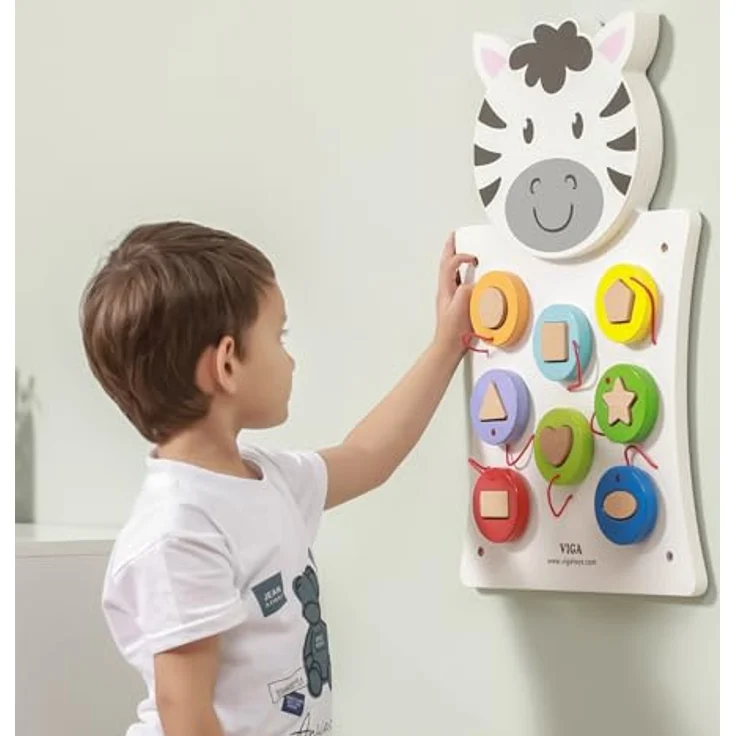 TikTakToo Motorikbrett Zebra, motorische Wandaktivität aus FSC-Holz mit Formen-Steckspiel und Motorikschleifen, 36 x 55 x 3,5 cm, für Kinder ab 18 Monaten – Bild 6