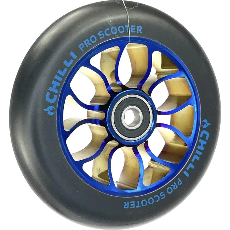 Chilli Stuntscooter Chilli Pro Stunt-Scooter Rolle Spoked Reaper 110mm Blauchrom Schwarz, CNC gefräster Core, Abec 9 Kugellager