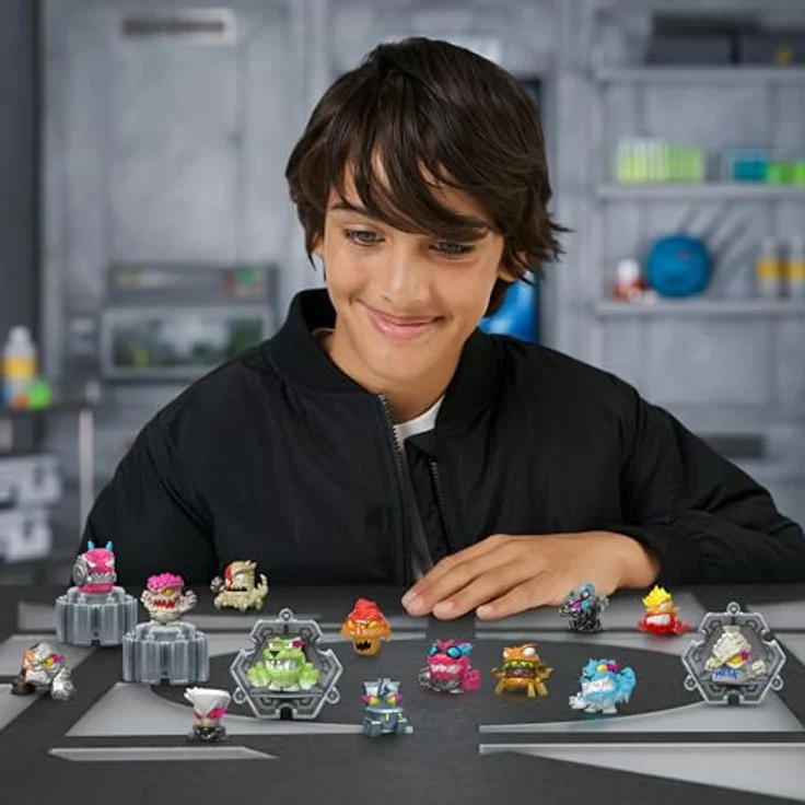 MRBEAST LAB MrBeast Lab Swarms Series 3, Hyper Fusion Series, 14 Pack Sammelfiguren, inklusive 1 Sonderedition und 1 ultraseltenem Monster, 14 Sticker und 4 Fusions-Kappen - Steel Slushee – Bild 4