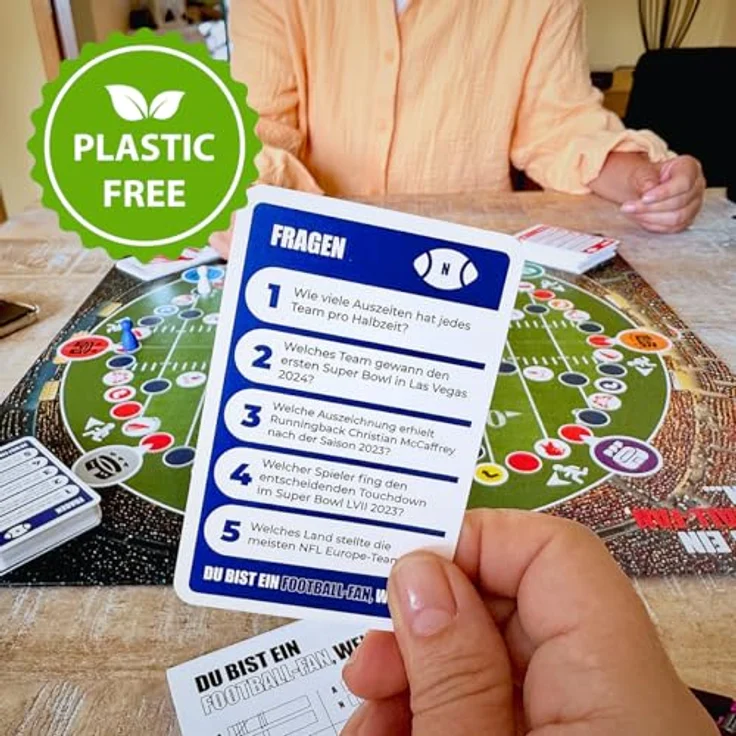 Gomazing Du bist EIN Football- Fan, wenn - Quiz-Brettspiel mit 500 Fragen zur NFL & Football - für 2-8 Spieler - nachhaltig und plastikfrei - Deutsch - 50 x 50 cm Spielbrett – Bild 4