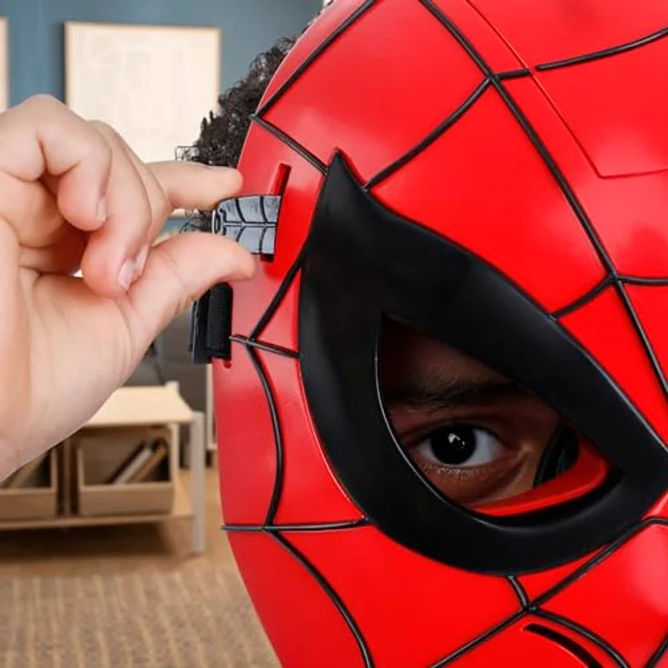 Hasbro SPIDER-MAN-Man Marvel Maske mit Lichteffekt, für Kinder ab 5 Jahren, verstellbarer Riemen, klassisches Spider-Man-Design in Rot, Blau und Schwarz – Bild 4