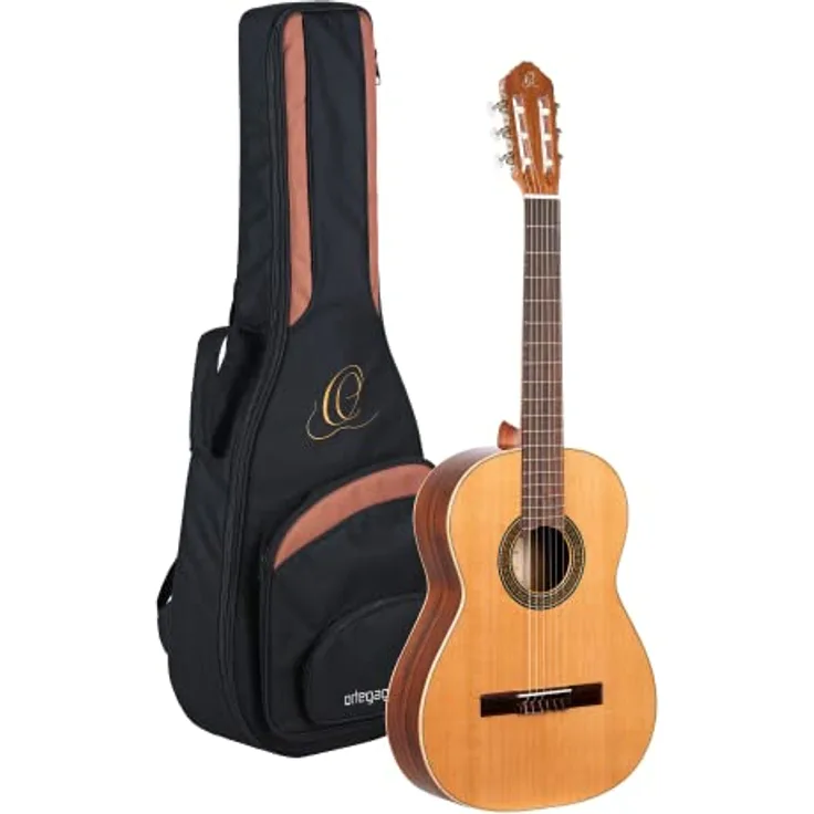 Ortega Guitars R220 Konzertgitarre Custom Made in 4/4 Größe handgefertigt in Spanien massive Decke natur im hochglänzenden Finish mit hochwertigem Gigbag