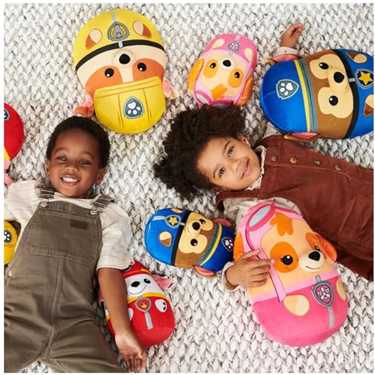 Spin Master Kuscheltier GUND - PAW Patrol Trend Squishy Marshall, 20 cm, samtig weich, mit Stickerei und appliziertem Abzeichen – Bild 5