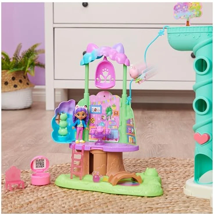 Gabby''s Dollhouse verwandelbares Baumhaus-Spielset mit Lichtern und 2 Figuren 5 Zubehörteilen 1 Überraschungsbox 3 Möbelstücken Kinderspielzeug Aktion/Abenteuer 3 Jahr(e) Akkus/Batterien enthalten LR44 Mehrfarbig – Bild 4