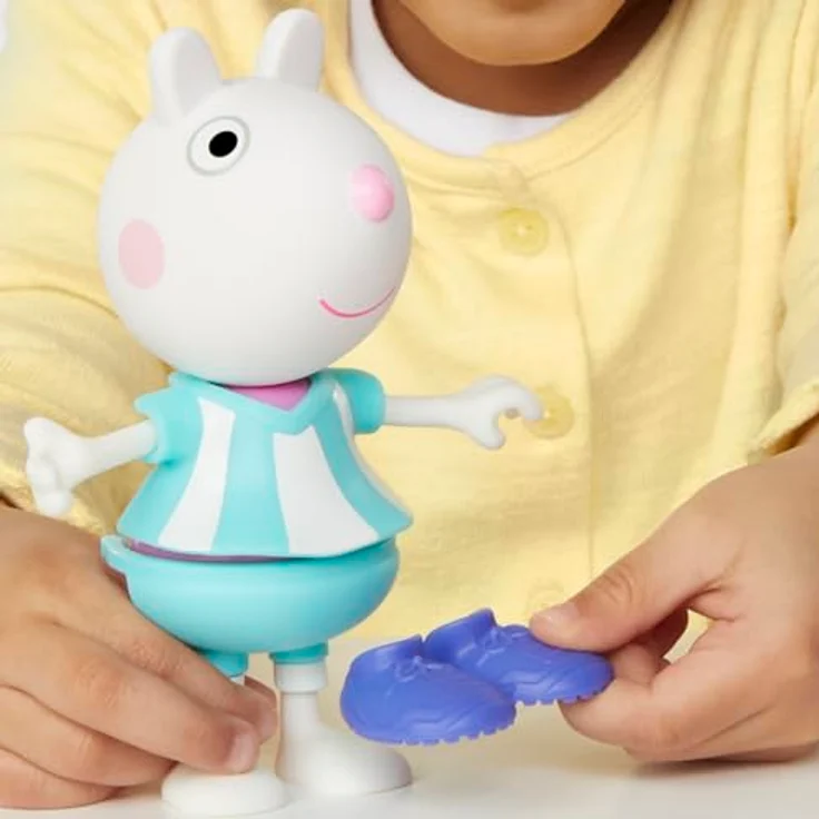 HASBRO Peppa und Freunde, Dress Up Set mit Figur und 6 Accessoires, geeignet für Kinder ab 3 Jahren – Bild 7