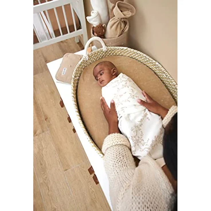Meyco Baby Branches Pucksack, Erstausstattung Neugeborene (Pucktuch für Babys ab 0-3 Monaten, weicher Schlafkomfort, atmungsaktiv und feuchtigkeitsabsorbierend, Einschlafhilfe), Sand – Bild 3