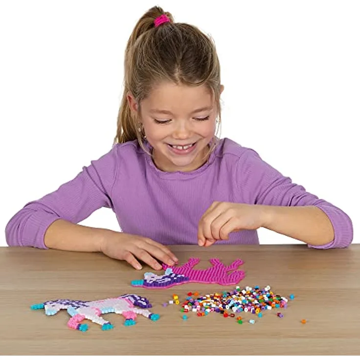 SES Creative 06406 Beedz - Bügelperlenset Einhorn, Einhorn-Stiftplatte, 1800 Bügelperlen-Mix, aus recyceltem Kunststoff