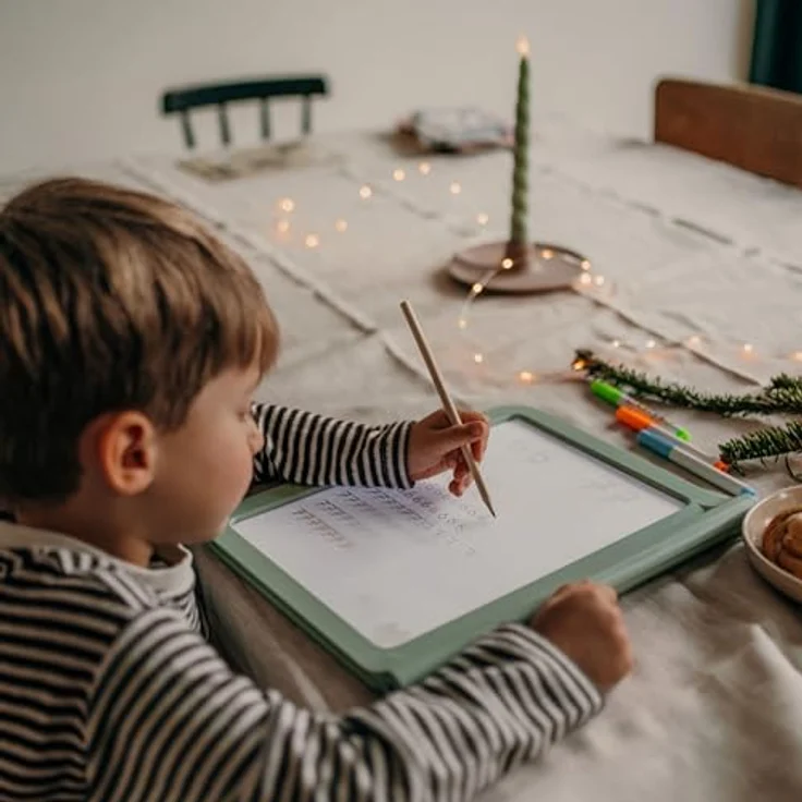 Kidywolf Kidydraw Pro, Leuchttafel A4 mit 3-fach dimmbarem Licht, 4 abwischbaren Neonstiften und USB-C Akku, mit Vordrucken zum Üben – Bild 3