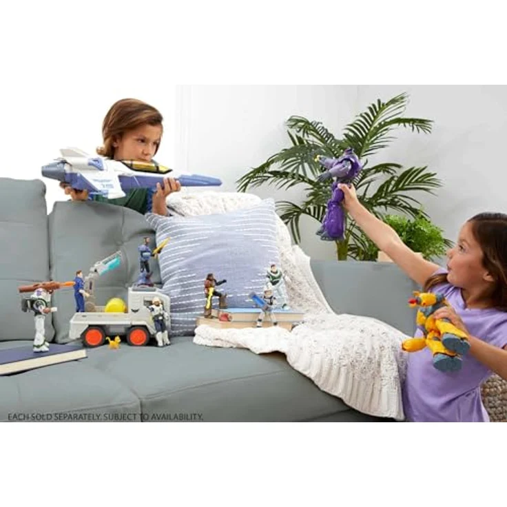 Buzz Lightyear HHJ83 - Authentische Disney und Pixar Lightyear Junior ZAP Patrol Mo Morrison-Actionfigur 12,7 cm, 10 bewegliche Gelenke, Geschoss und Helm, Sammlerstück für Kinder ab 4 Jahren – Bild 3