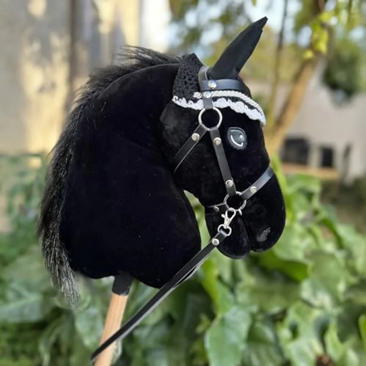 Hobby Horse Land Stormy A3, Steckenpferd mit Trense und Set, schwarz, langlebige Materialien für jahrelangen Spielspaß, sichere Verwendung nach EU-Normen – Bild 3
