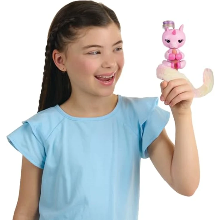 Fingerlings Snuggle Tails Evie, interaktives rosa Einhorn mit flauschigem Schwanz, Mini-Bestie Isla, Pinsel und Aufklebern – Bild 5