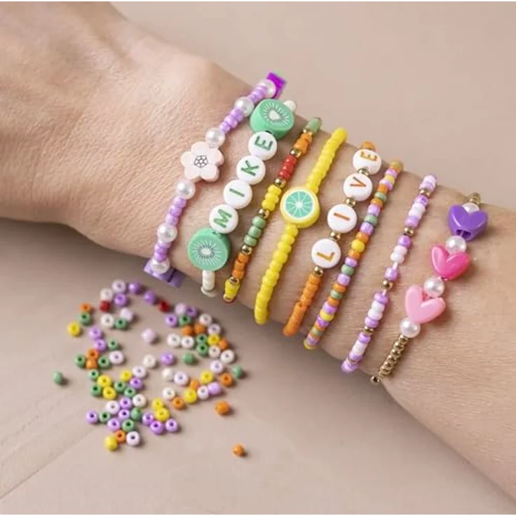 creativ company Kreativset Mini Bastel Mix Schmuck, Holzperlen-Set mit Buchstabenperlen und Rocailleperlen, ideales Bastelprojekt für individuellen Schmuck – Bild 4