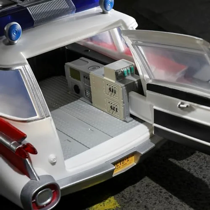 Hasbro Ghostbusters Plasma Series Ecto-1 (1984), Spielzeugfahrzeug mit beweglichen Rädern und öffnenden Türen, kompatibel mit 9,5 cm Actionfiguren – Bild 10