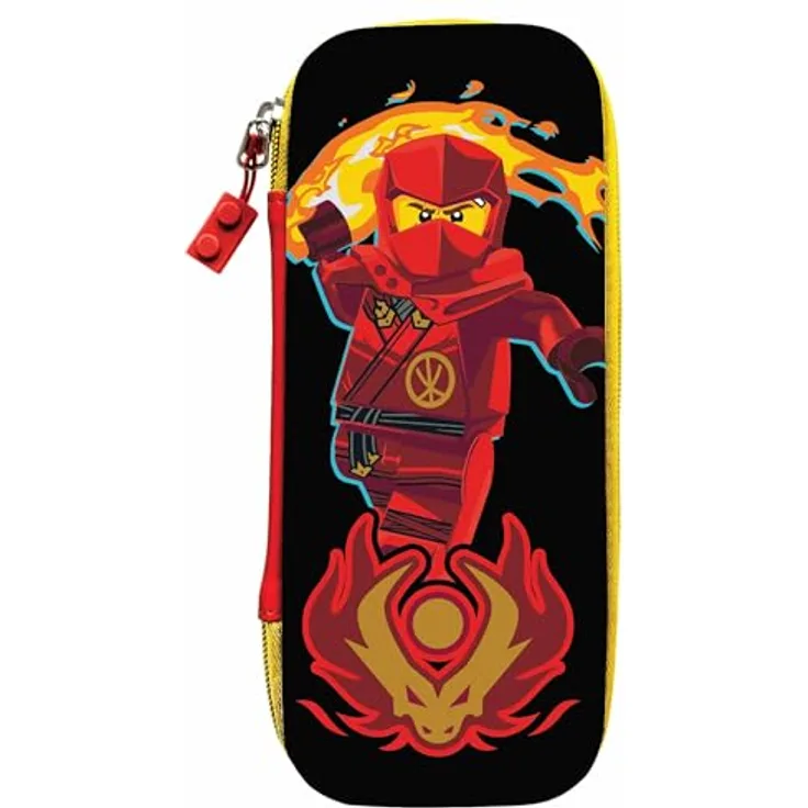 IQ LEGO Ninjago Federmäppchen, geformt, Kai (53325) - strapazierfähiges Polyurethan, 10,2 x 22,5 x 4,2 cm, mit Silikon-Reißverschluss und Innenstiftehalter, bunt