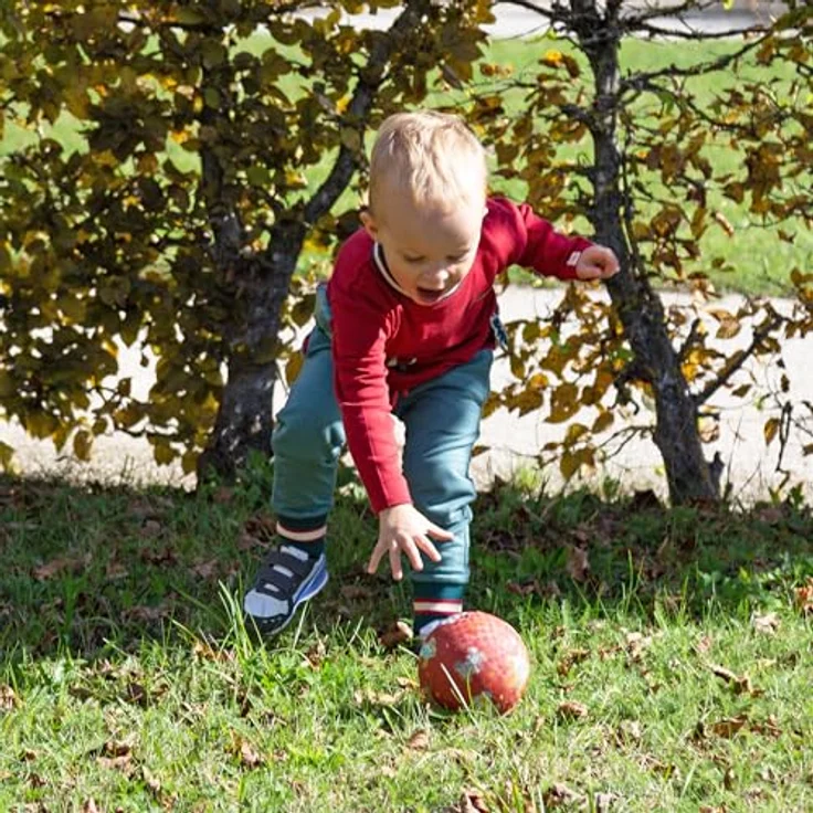 sigikid 43088 Hund Kautschukball-12 cm, rot - Mini-Ball mit griffiger Oberfläche, ideal für Kinder ab einem Jahr – Bild 2