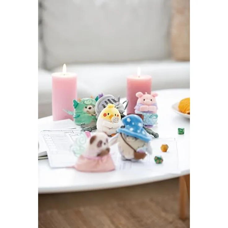 Nici mymochi Kuscheltier Set, Sittich Chipsy 8 cm mit grauem Ritterkostüm und Steckenpferd, in Geschenkbox – Bild 7