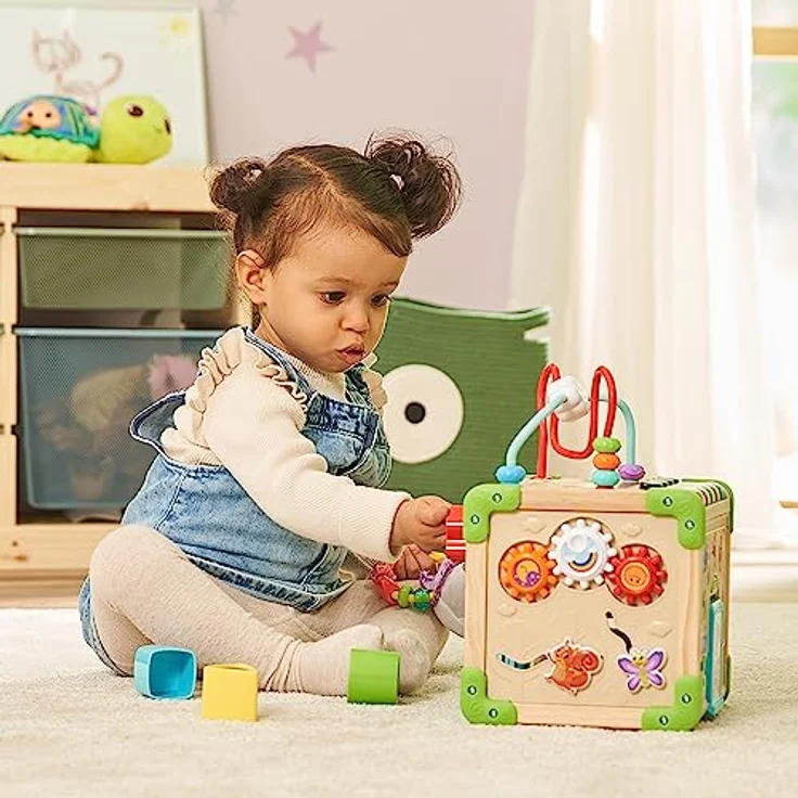 VTech Interaktiver Holz-Spielwürfel – Interaktiver Spielwürfel mit FSC®-zertifiziertem Holz – Mit verschiedenen Elementen, Liedern und Musik – Für Kinder von 12-36 Monaten – Bild 4