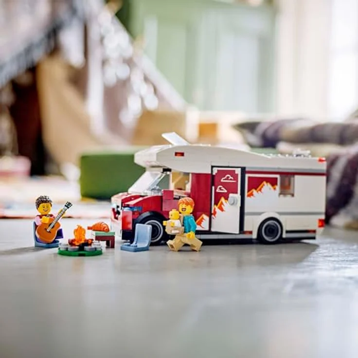 LEGO City Abenteuer-Wohnmobil - Wohnwagen Spielzeug für Jungen und Mädchen ab 6 Jahren - Inkl. 3 Minifiguren und Camping Zubehör - Geschenkidee zum Geburtstag und für die Feiertage 60454, LEGO Klemmbausteine – Bild 5