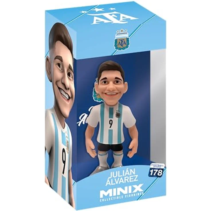 Asmodee MINIX Fußballstars Sammelfiguren, Julián Álvarez, Argentinien AFA, 12 cm, detailreiche Vinyl-Figur in stilvoller Verpackung – Bild 1