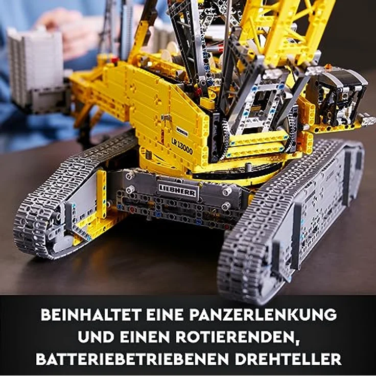 LEGO 42146 Technic Liebherr LR 13000 Raupenkran Set, Baue das ultimative ferngesteuerte Baufahrzeug-Modell mit Control+ App, mit Windensystem und Wippausleger, großer Modellbausatz für Erwachsene – Bild 3