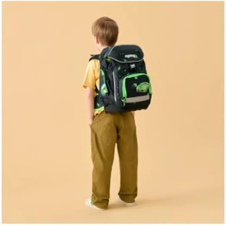 ergobag pack Schulranzen-Set Übärholspur, mit mitwachsendem Tragesystem, höhenverstellbar, 22 Liter, wasserabweisend, inkl. Sportrucksack – Bild 7