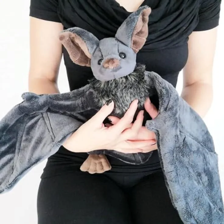 Tinisu Fledermaus Kuscheltier 30 cm – Weiches Halloween Plüschtier mit detailreicher Form